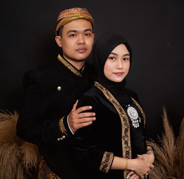 Nadya & Iwan