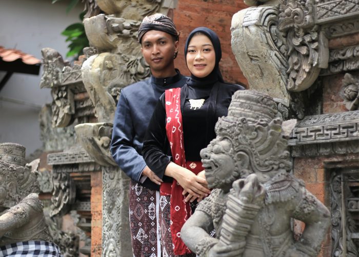 Aprilia & Dwikun Resepsi