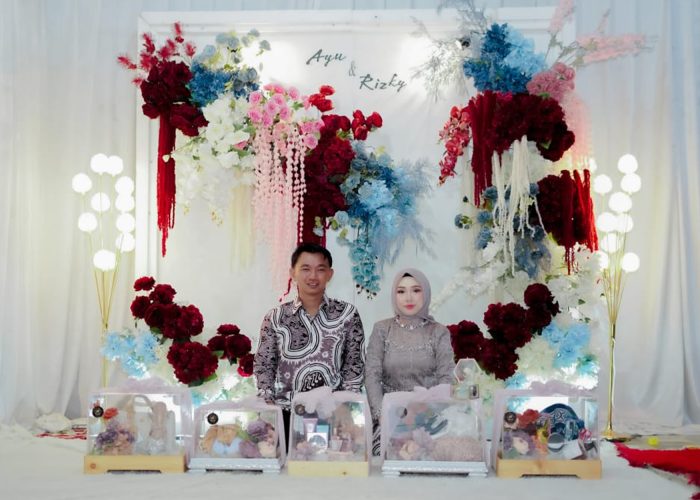 Ayu & Rizky Akad