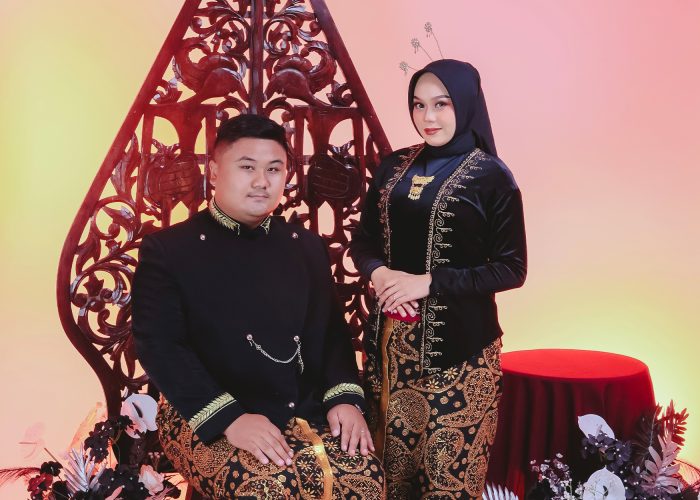 Oktavia & Yusril Akad